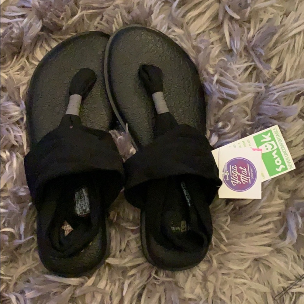 Sanuk yoga sling sandals